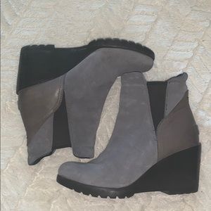 Gray Chelsea after hours sorel wedges